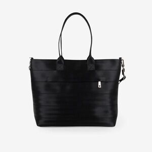 Harveys | Medium Streamline Tote in Black
